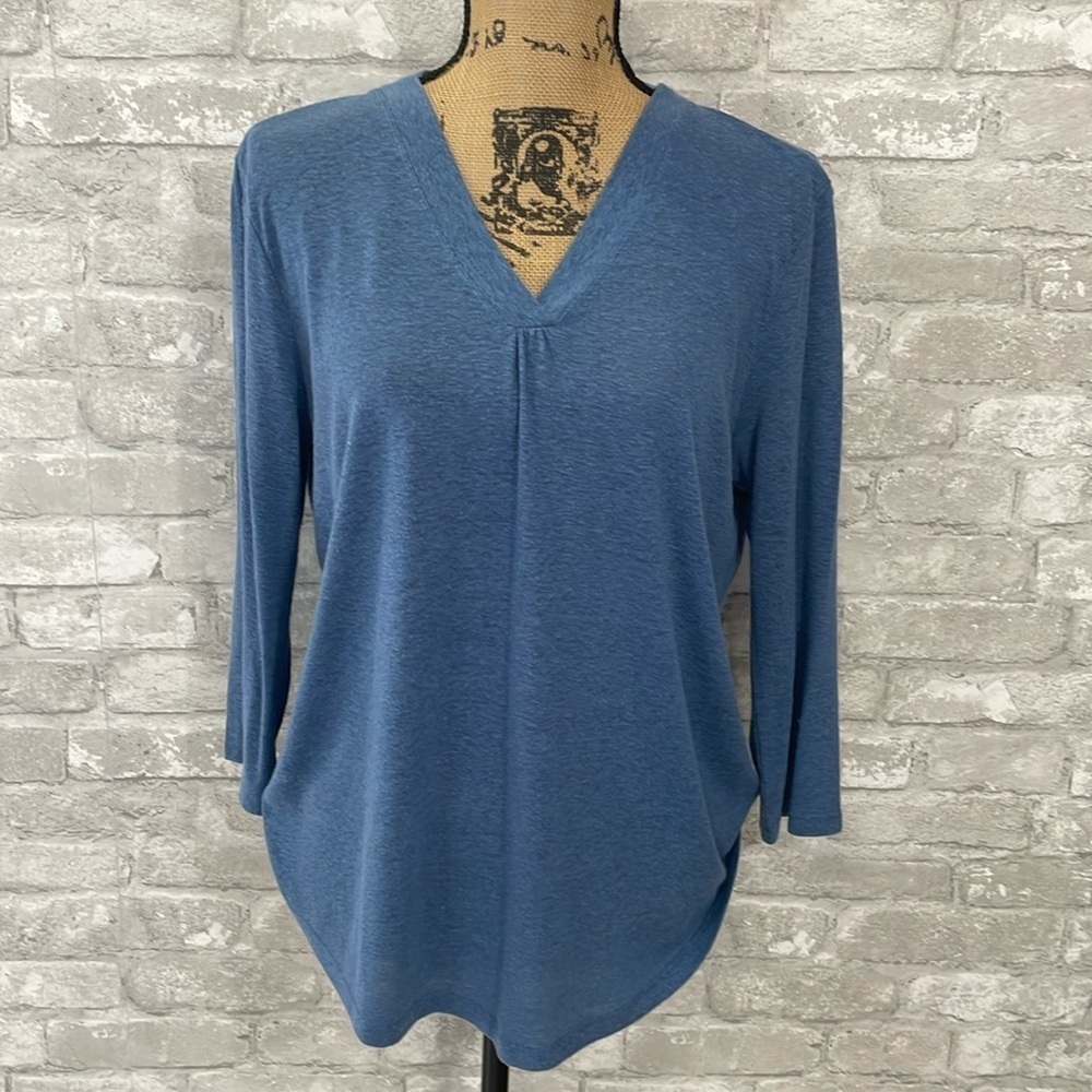 Orvis Vneck Long Sleeve Linen Blend Tee